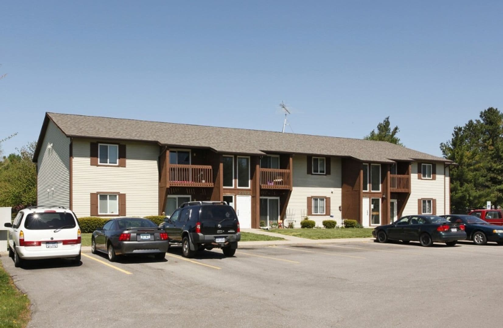 Morenci Apartment: 238, 240 Gorham Street