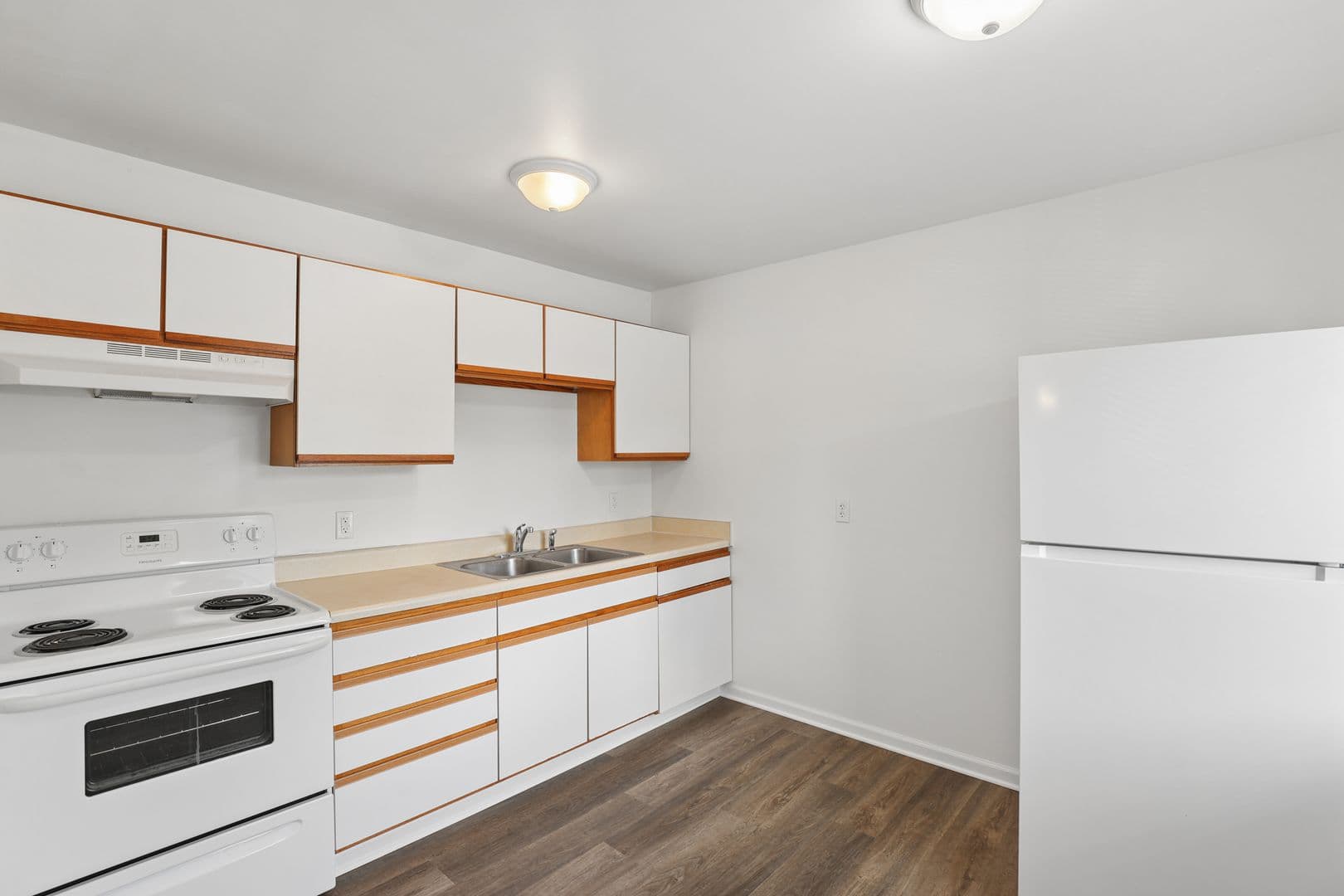 Clare Apartment: 235 Dwyer Avenue