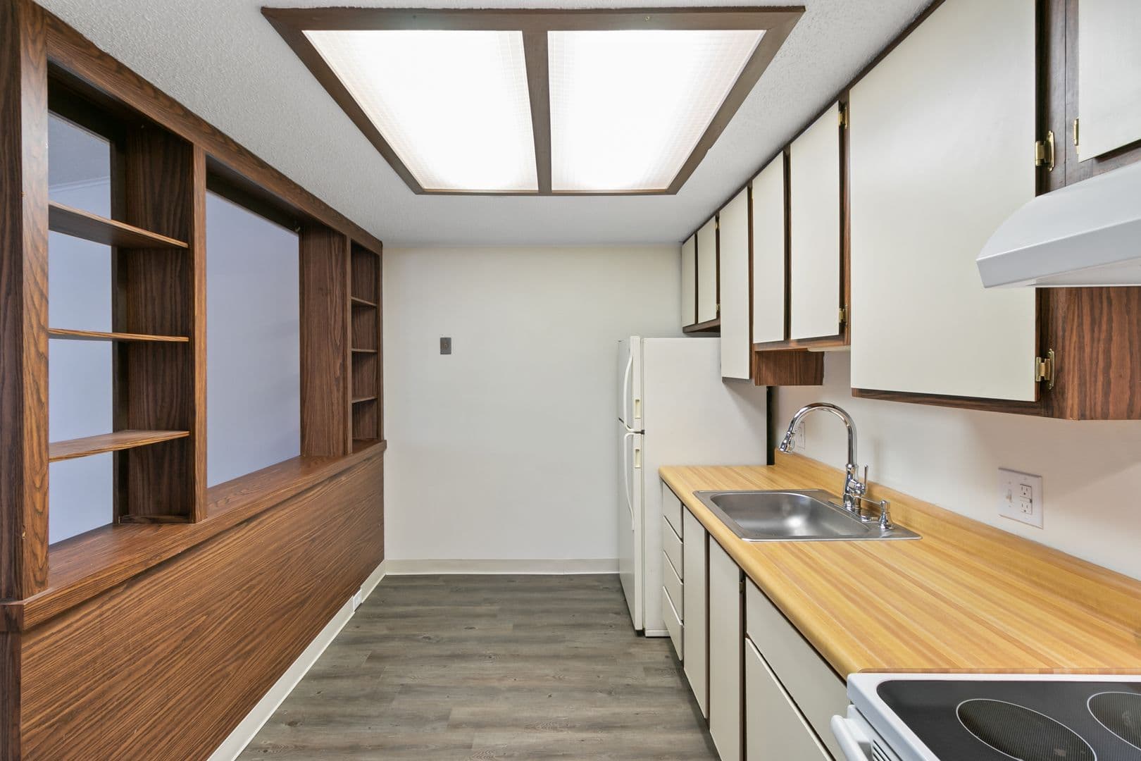 Haslett Apartment: 1373 Montgomery Court