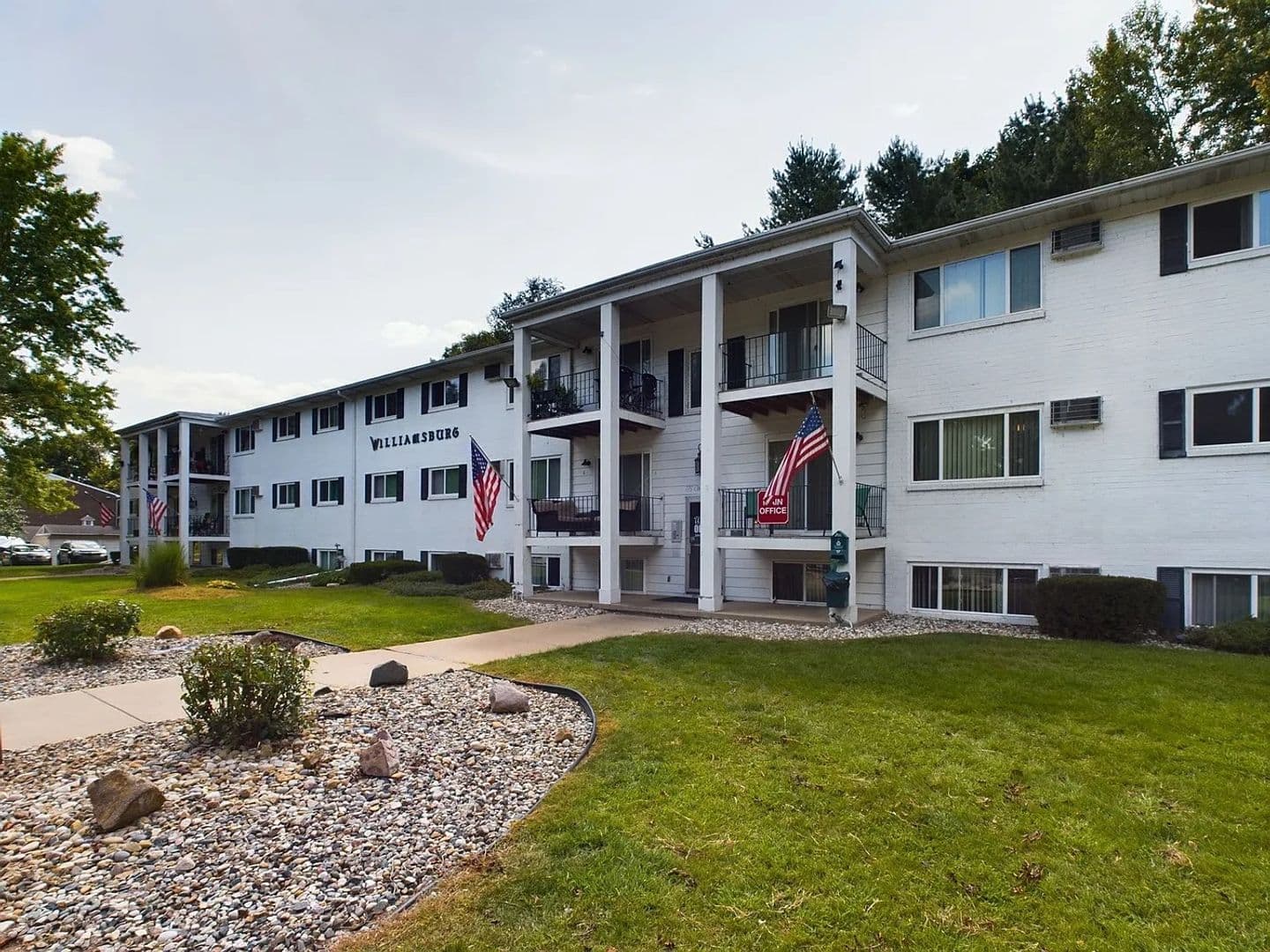 Battle Creek Apartment: 725 & 775 Wagner Drive