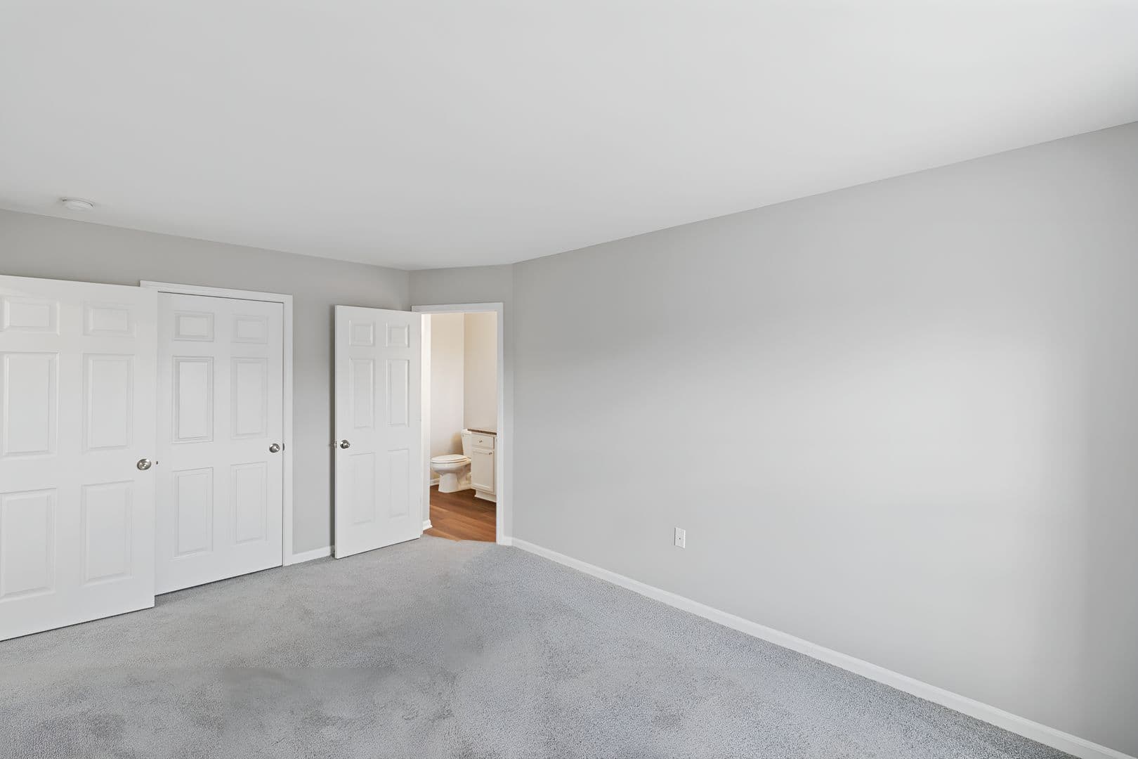 Milford Apartment: 538 Napa Valley Drive