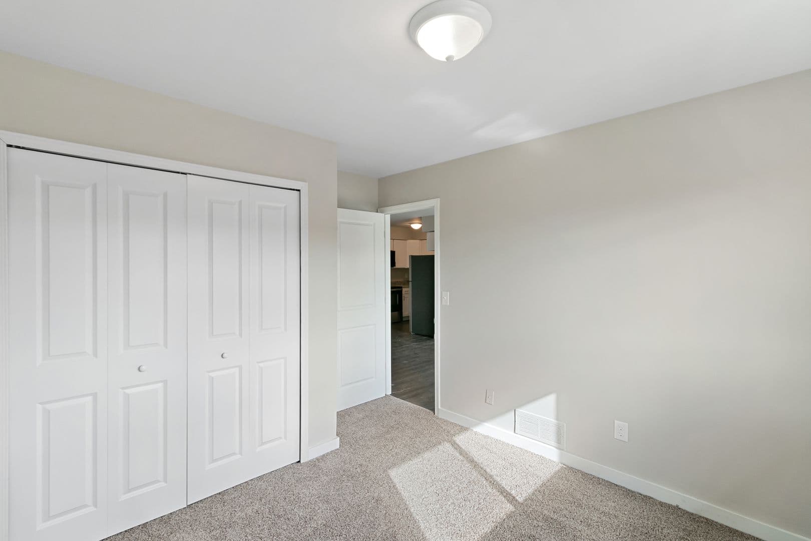 Washington Township Apartment: 8365 S. Stony Dr.