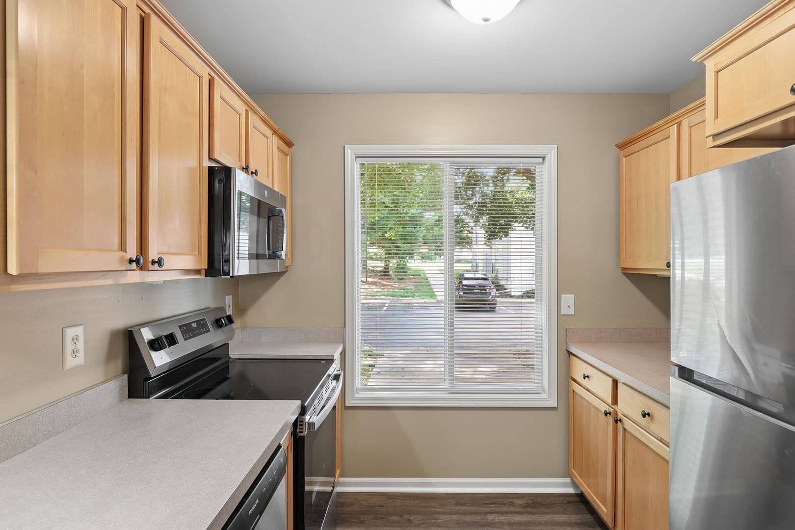 DeWitt Apartment: 270 Brunswick Drive