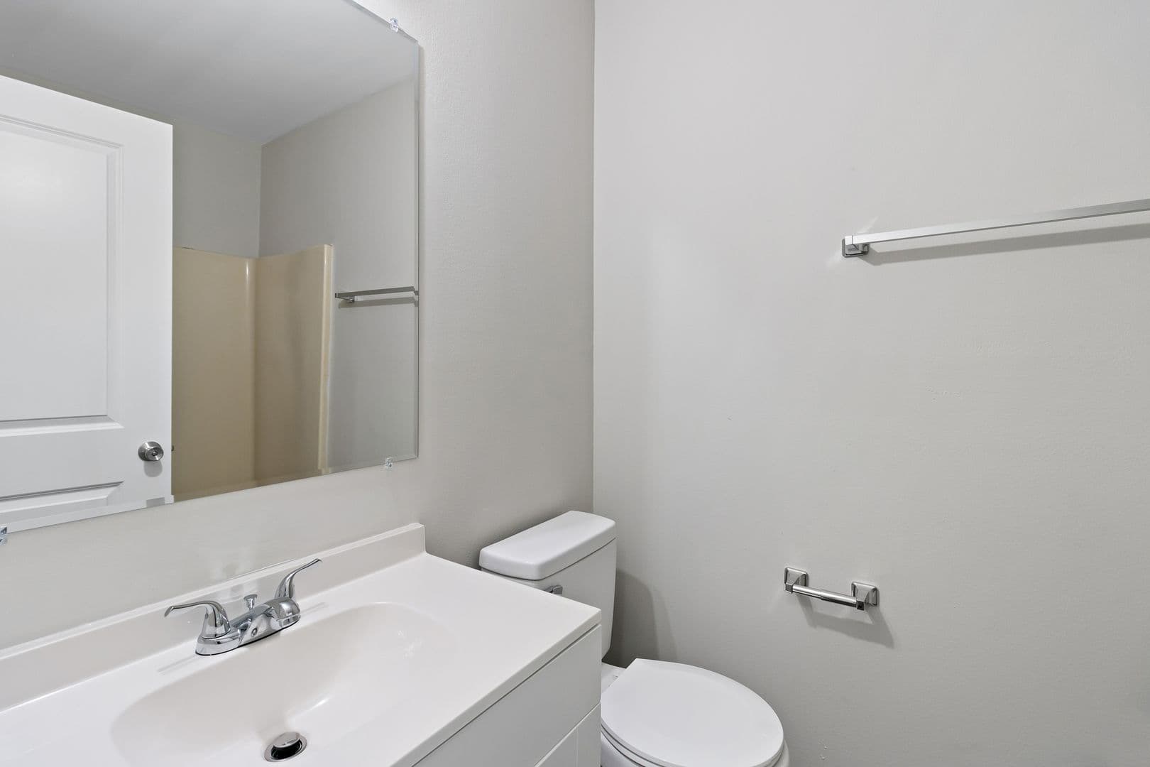 Washington Township Apartment: 8365 S. Stony Dr.