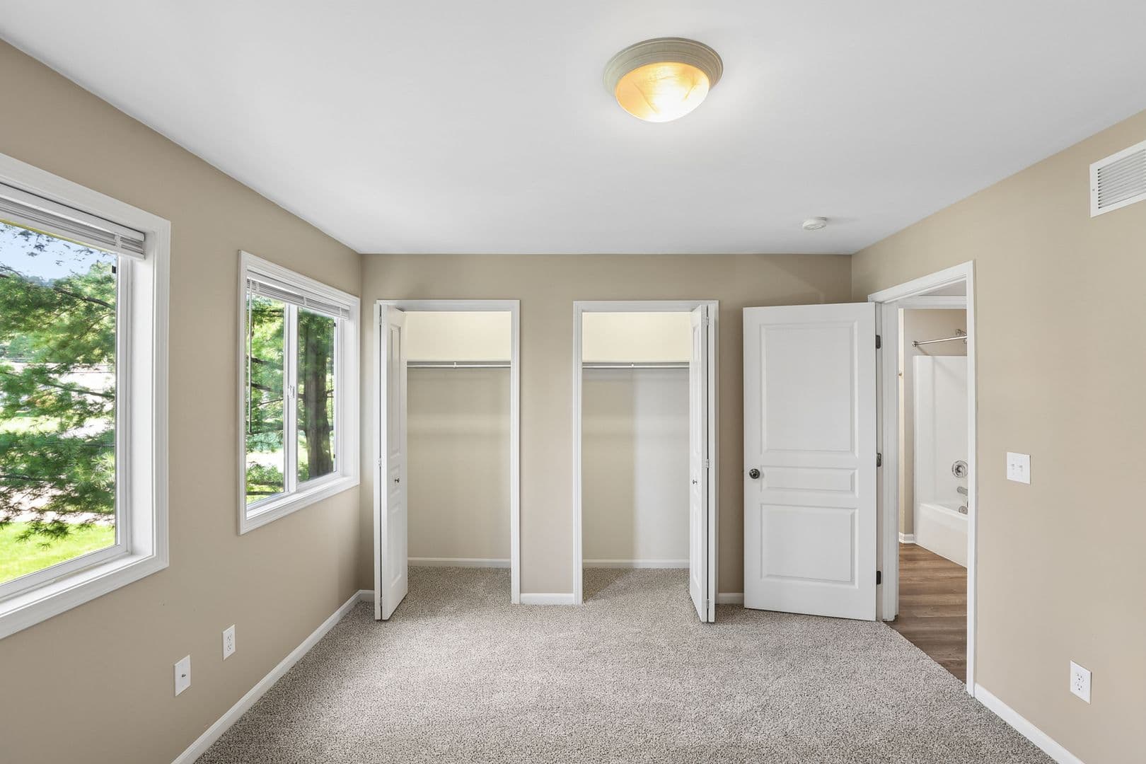DeWitt Apartment: 270 Brunswick Drive