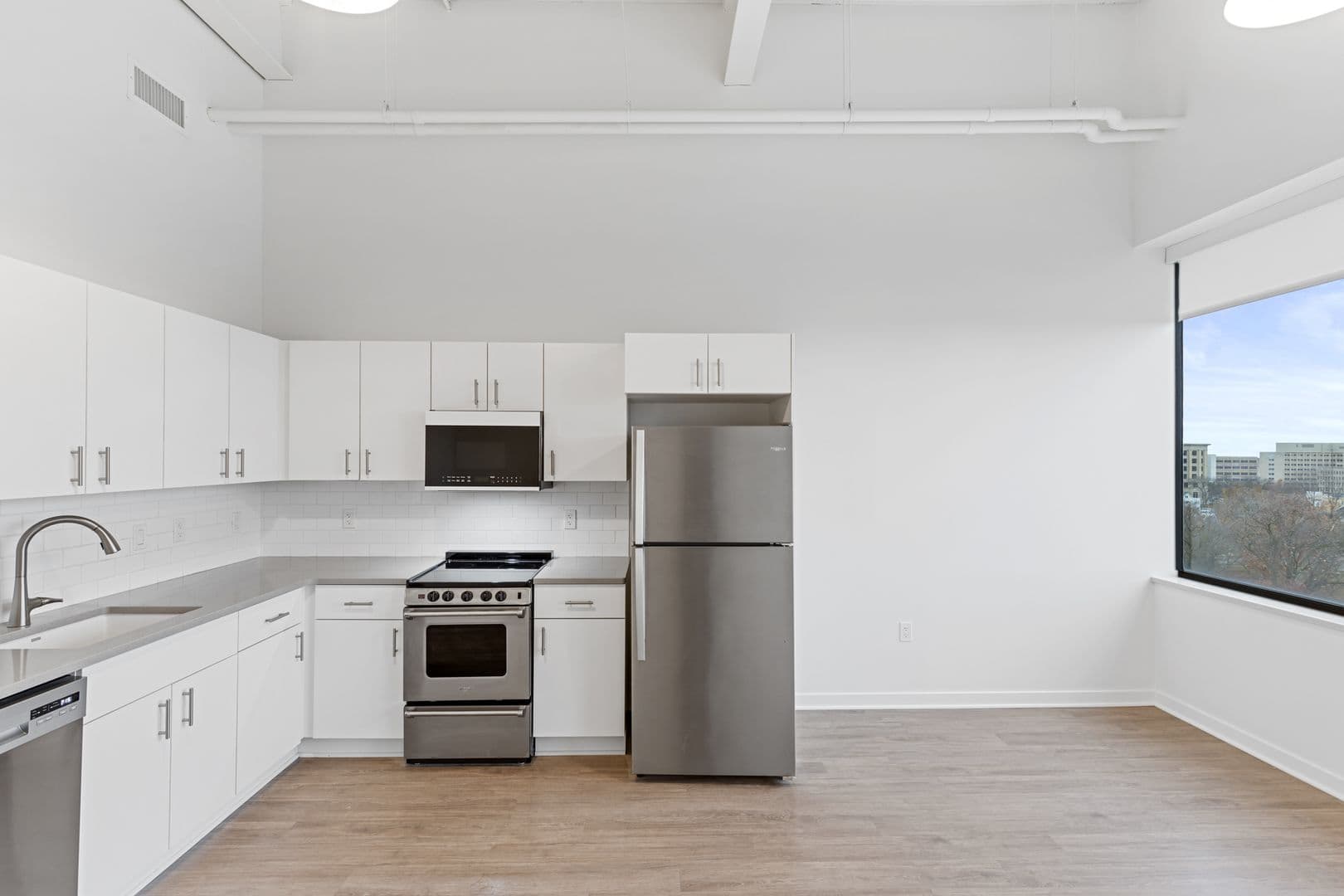 Lansing Apartment: 501 S  Capitol Avenue