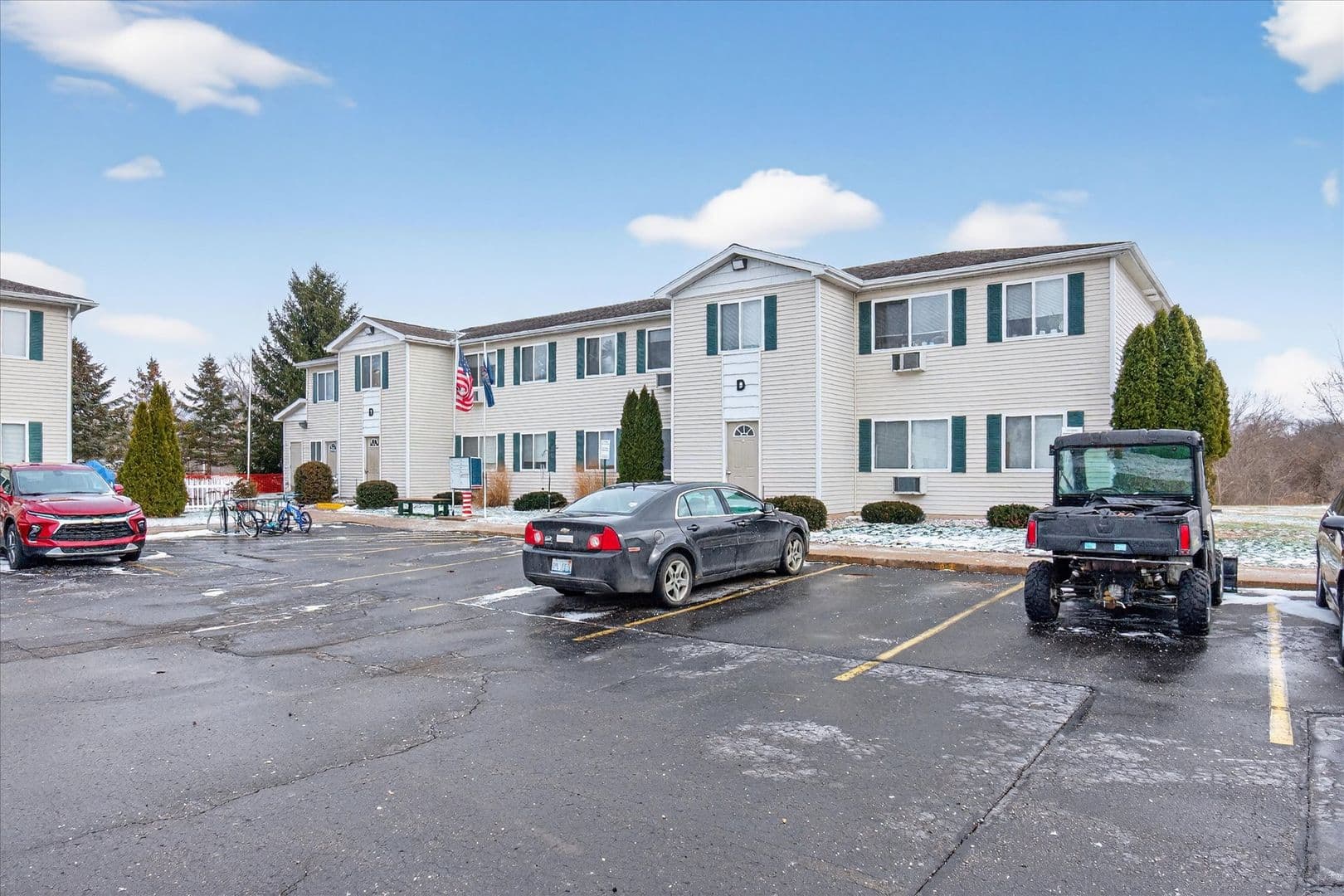 Shepherd Apartment: 127 S Union Street