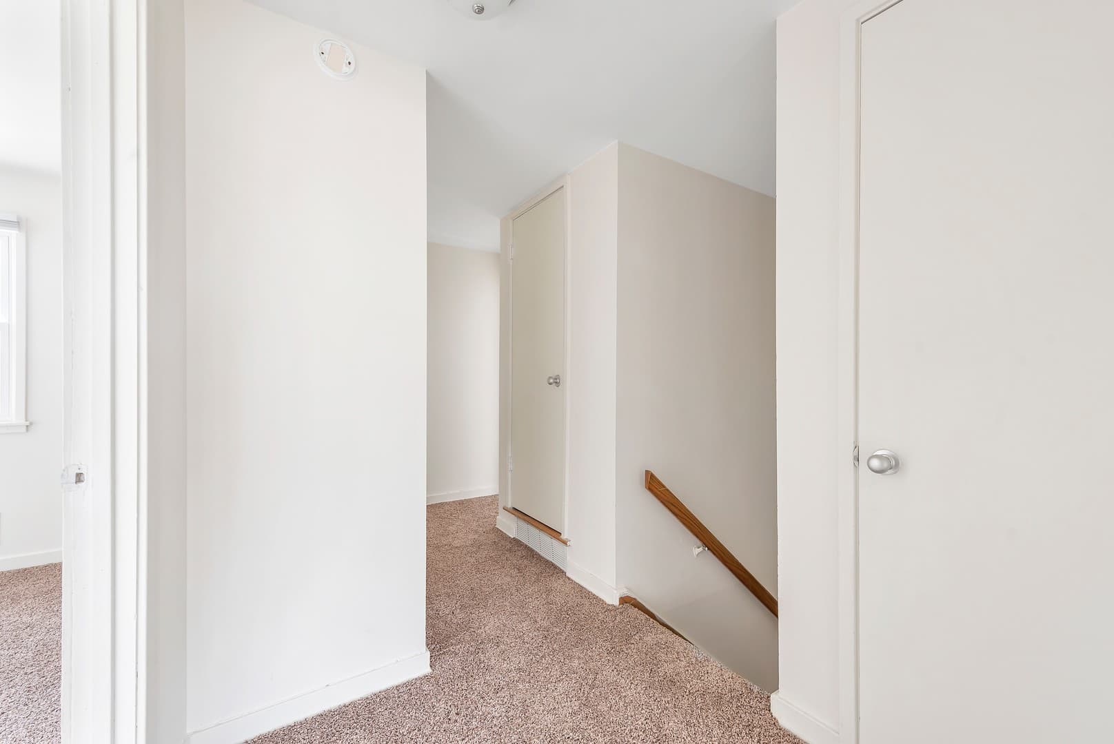 Springfield Apartment: 1 -16 Locust Road
