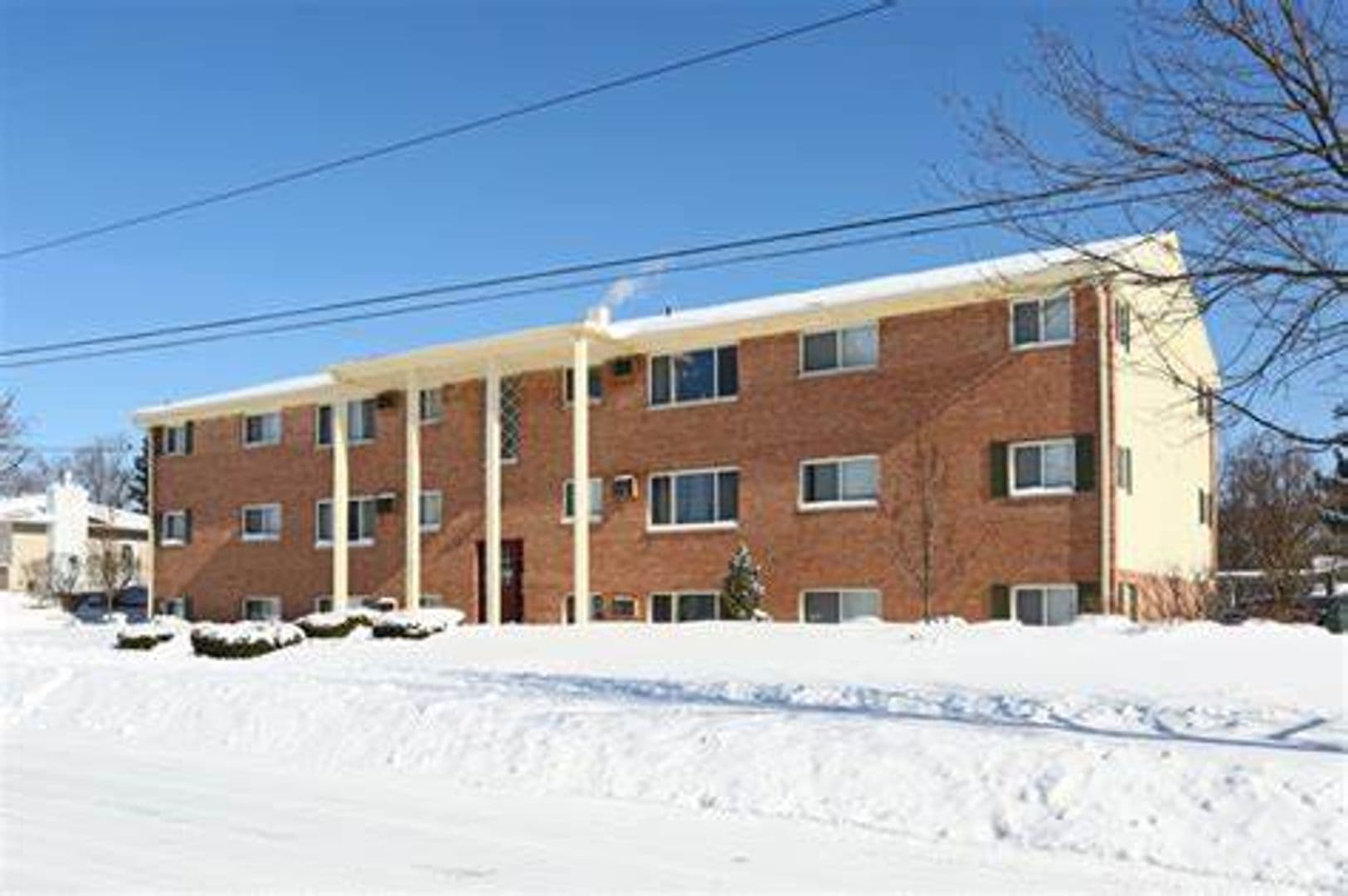 Grand Ledge Apartment: 515 & 516 Maple