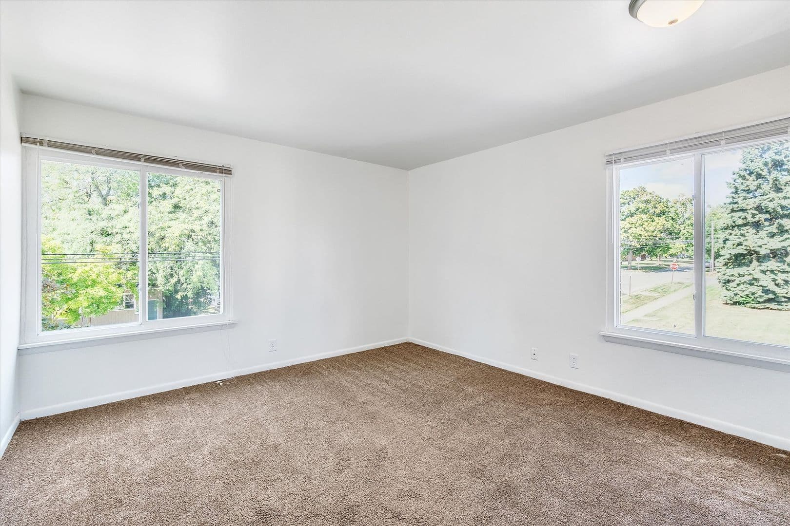 Owosso Apartment: 410 N. Ball St