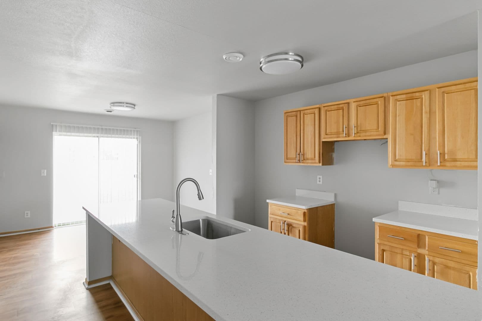 Saginaw Apartment: 2800 Brookwood N.