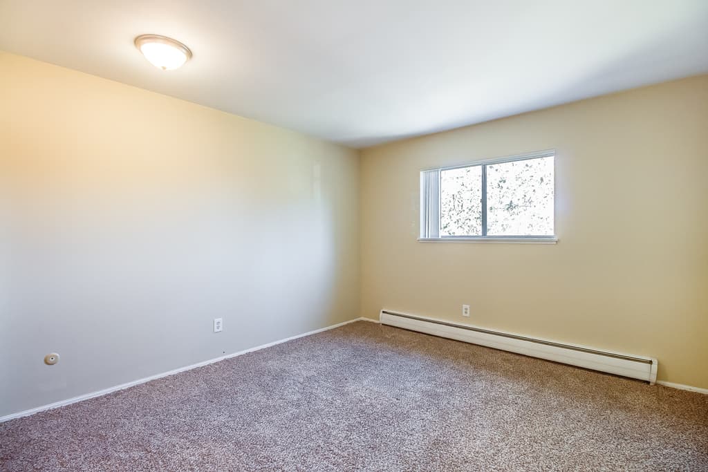 Lansing Apartment: 723 W Shiawassee