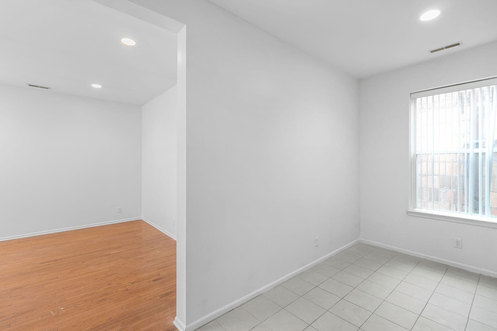 Ypsilanti Apartment: 533 - 537 West Cross Street