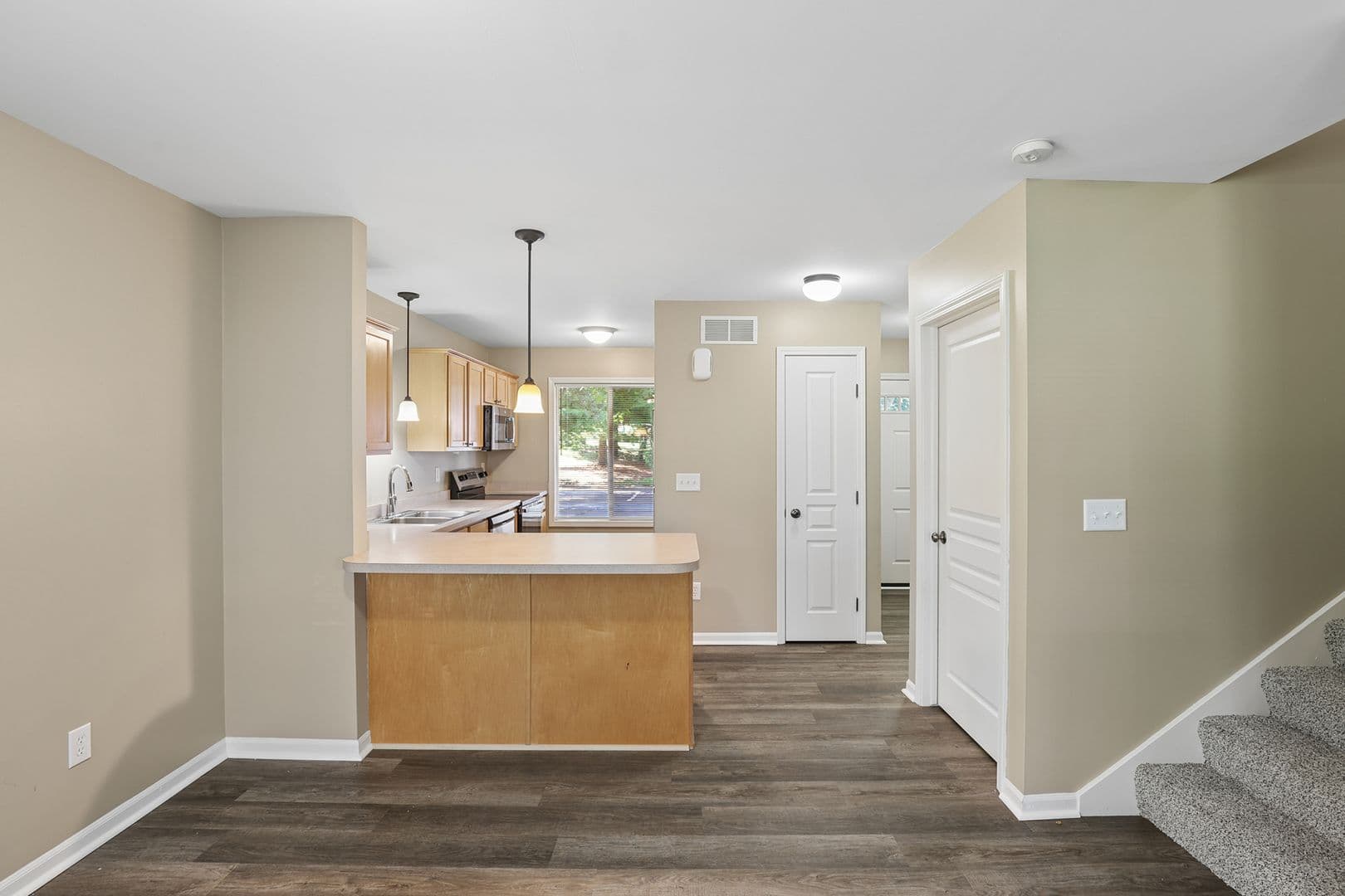 DeWitt Apartment: 270 Brunswick Drive