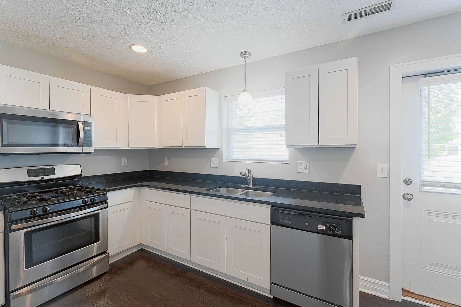 East Lansing Apartment: 3945 Hunsaker Drive