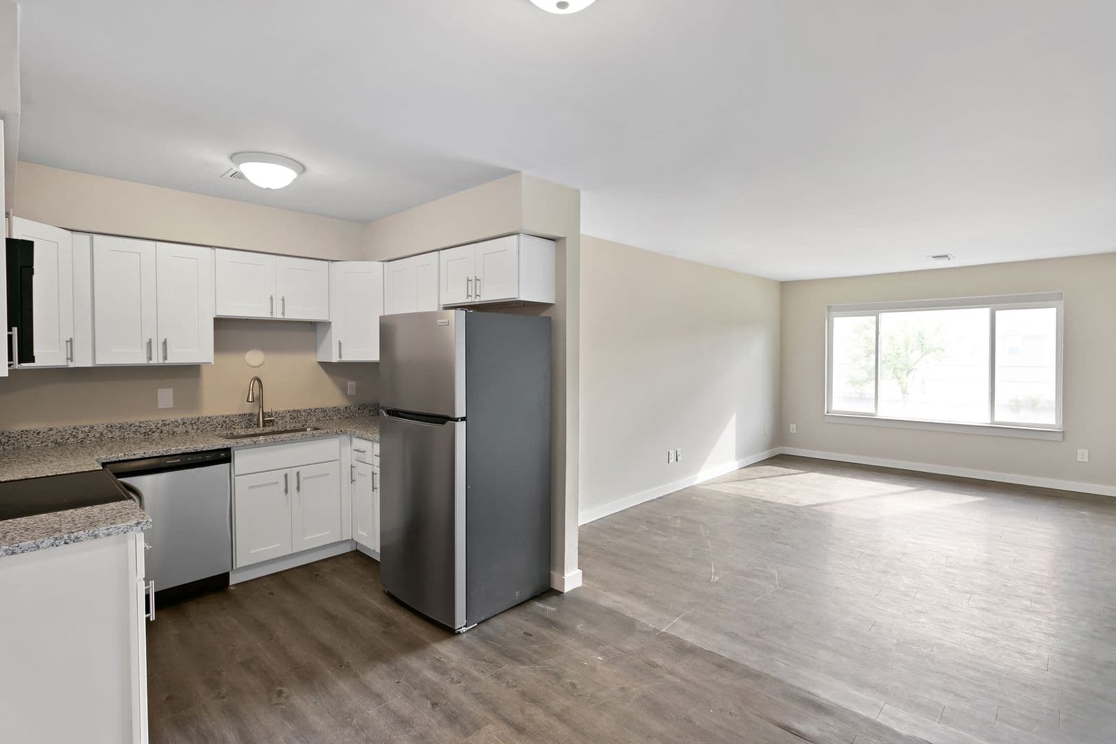 Washington Township Apartment: 8365 S. Stony Dr.