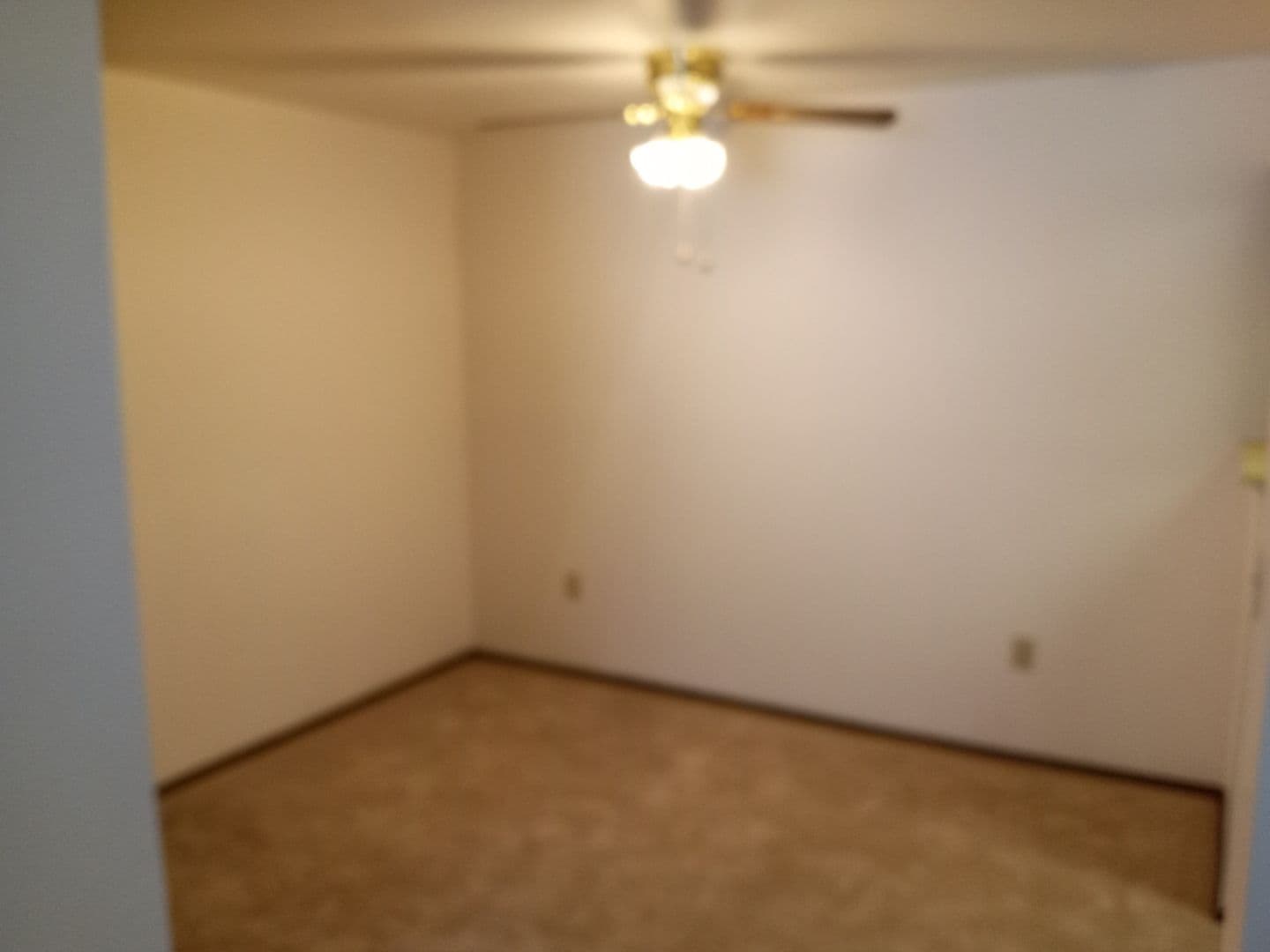 Marquette Apartment: 1000-1142 Northland Drive