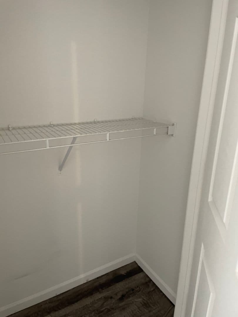 DeWitt Apartment: 840 S. Bridge Street