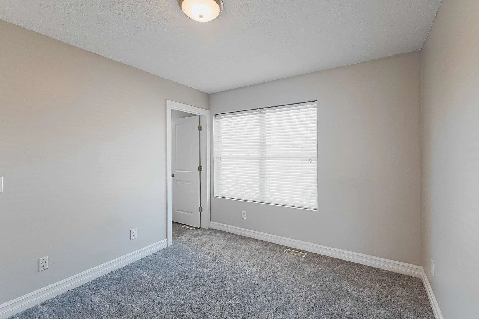 East Lansing Apartment: 3945 Hunsaker Drive