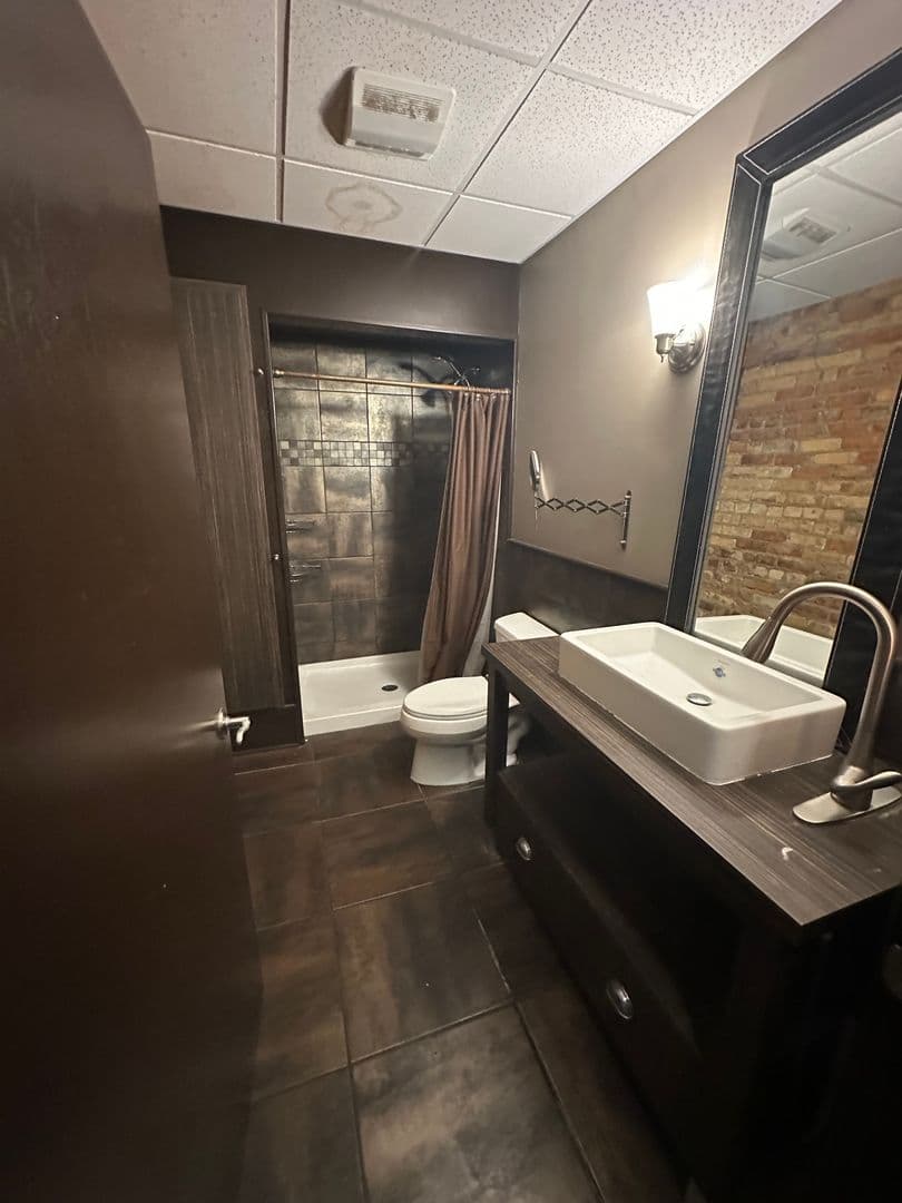 Lansing Apartment: 110 E. Allegan Street