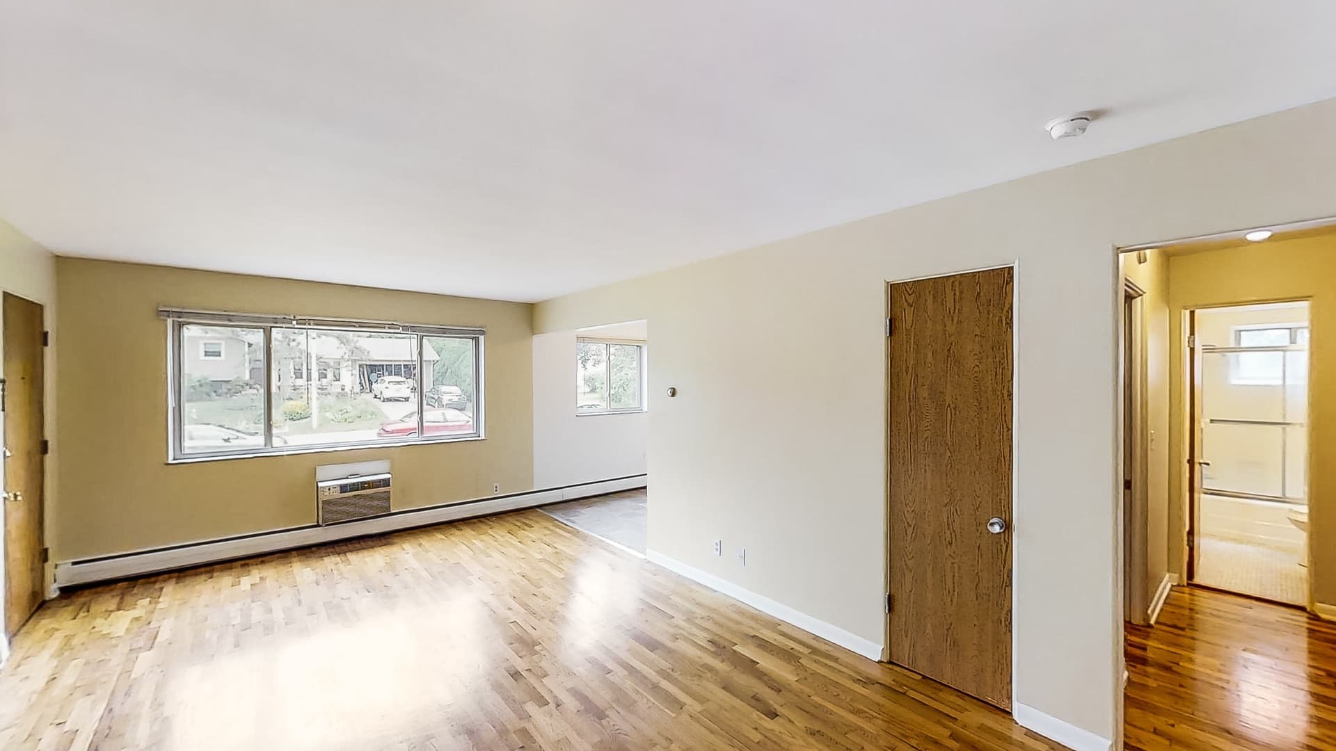 East Lansing Apartment: 1410 Old Canton Lane