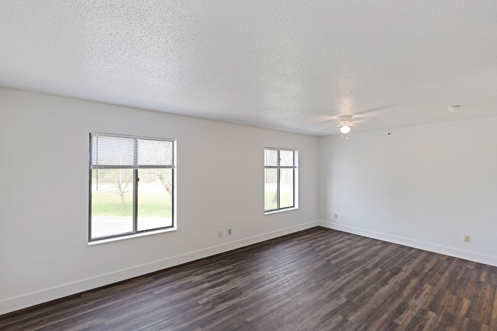 Kalamazoo Apartment: 1500 East Kilgore Road