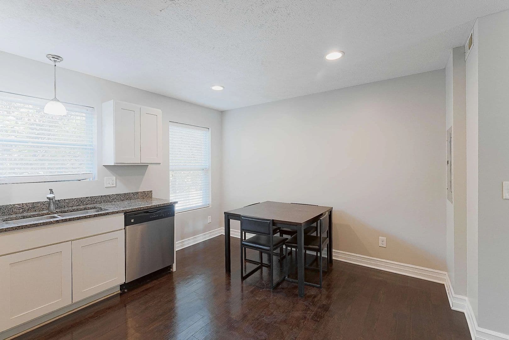 East Lansing Apartment: 3945 Hunsaker Drive