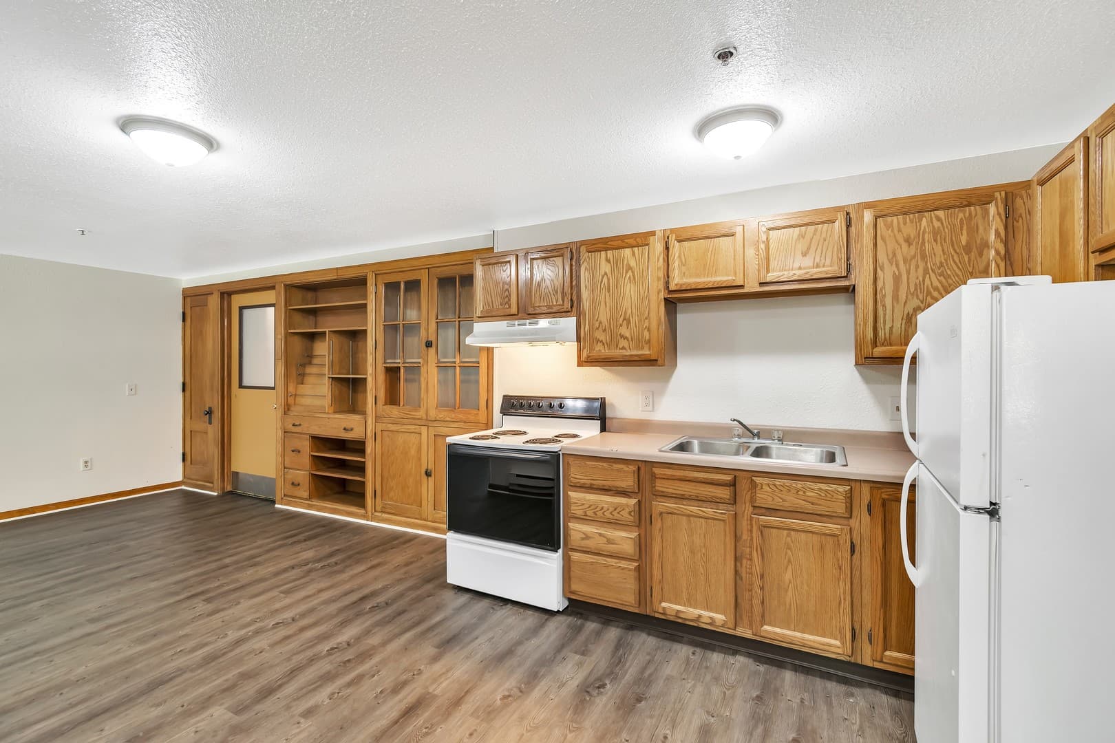 Olivet Apartment: 350 Church Street