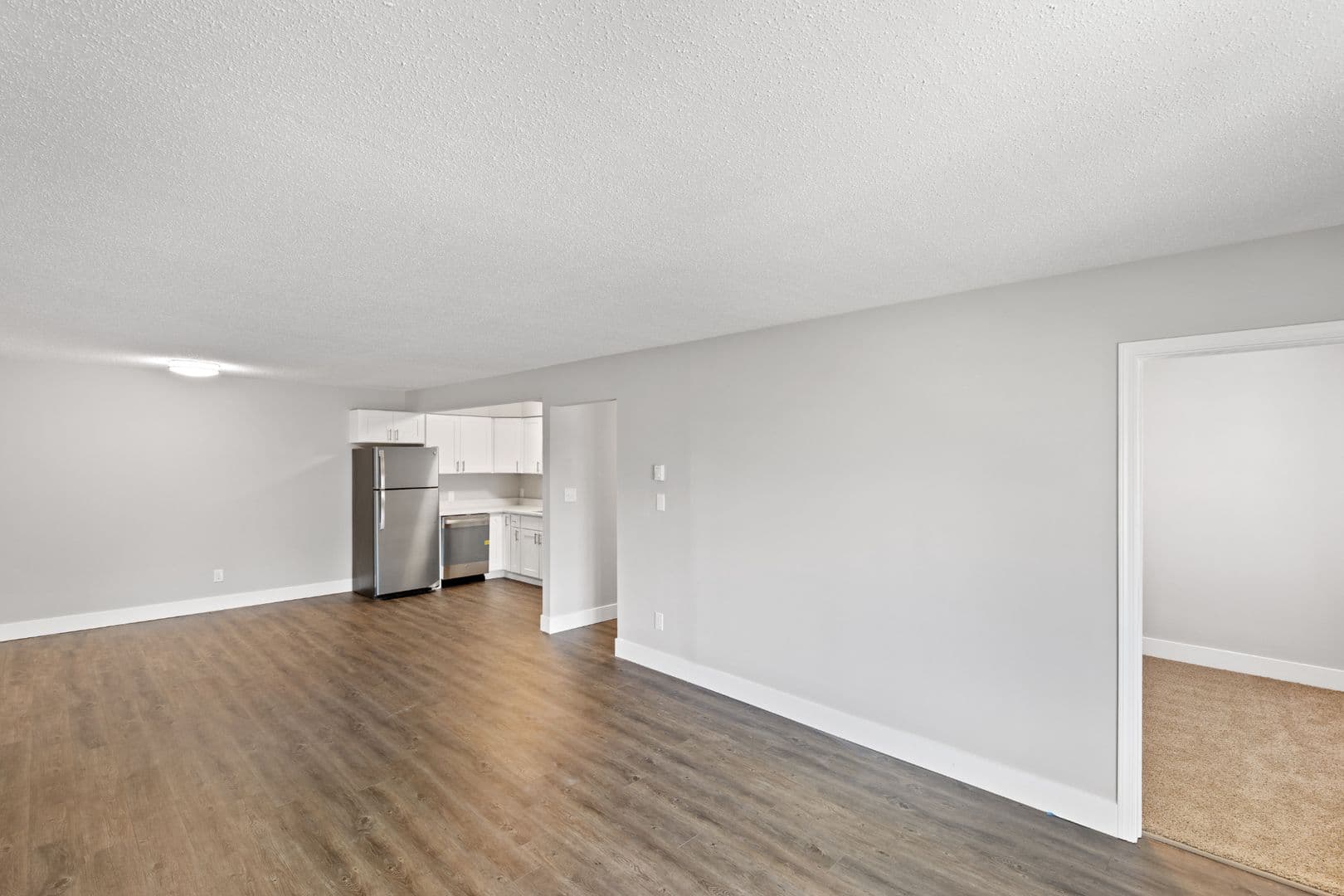 Washington Township Apartment: 8365 S. Stony Dr.