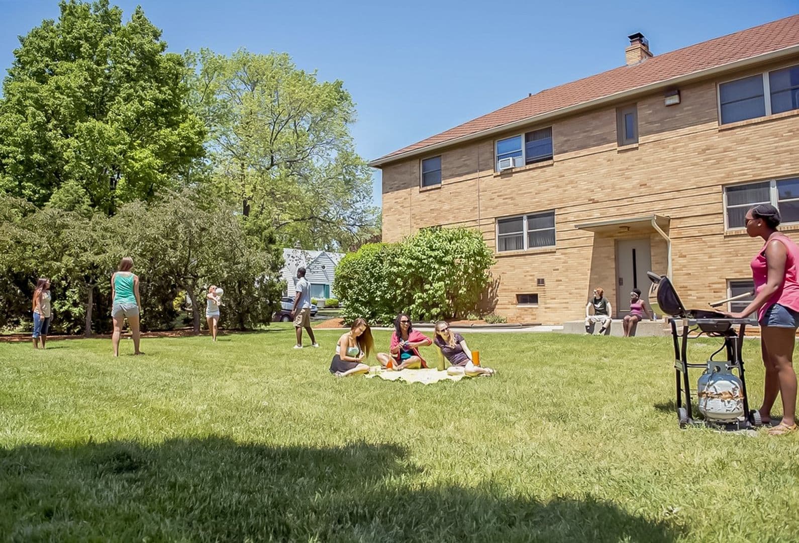 East Lansing Apartment: 144, 212, 224 Highland Avenue
