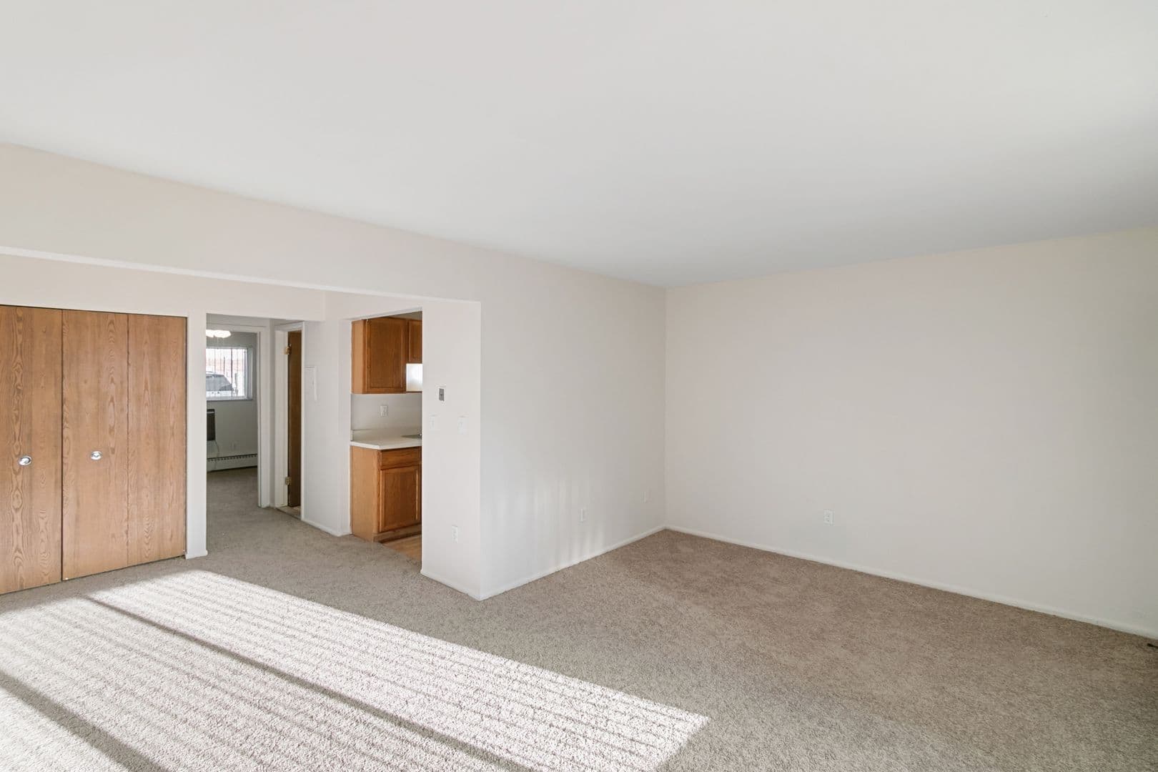 Roseville Apartment: 16435 E 12 Mile Rd