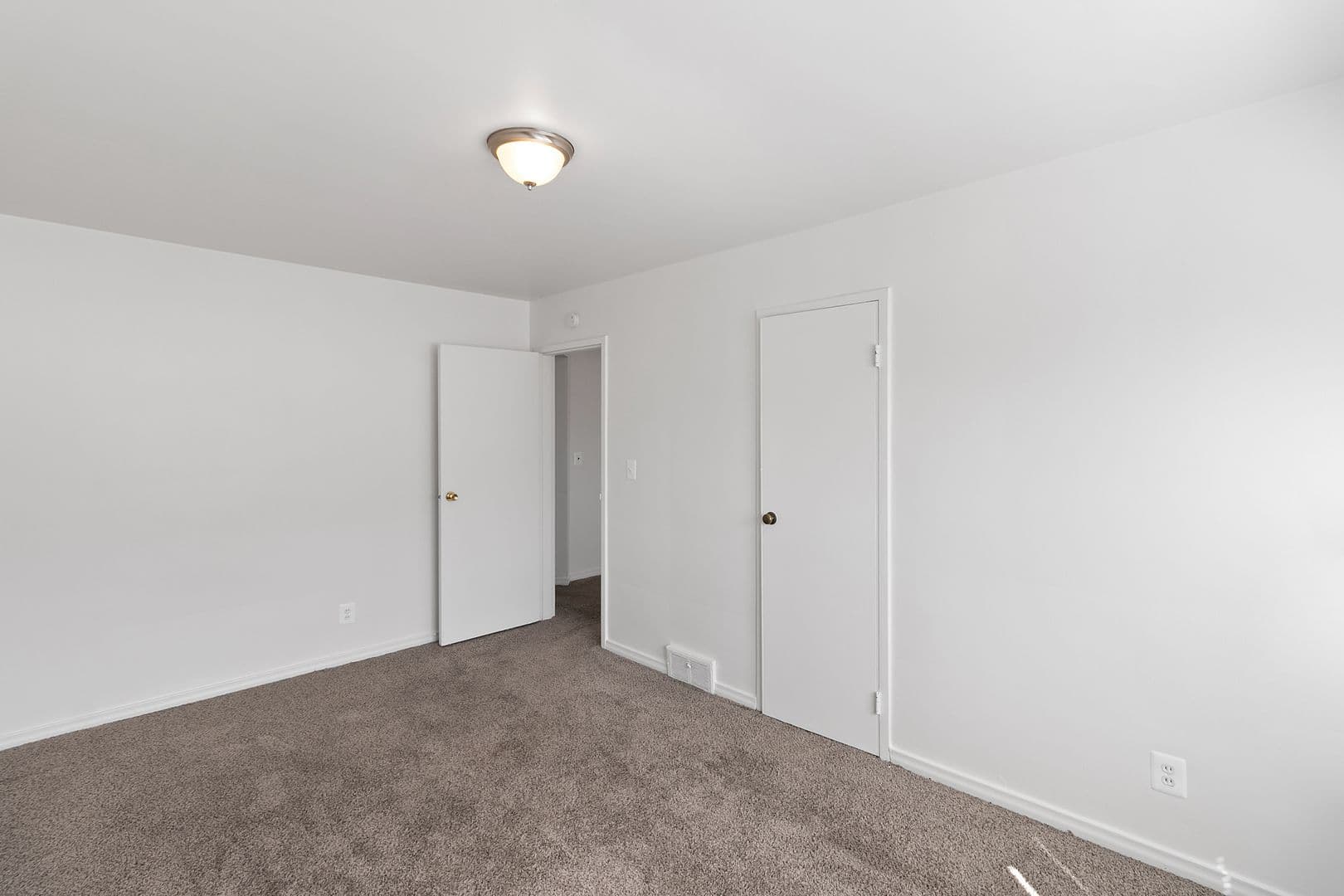 Harper Woods Apartment: 19274 Rockcastle St and 19203 Edgefield