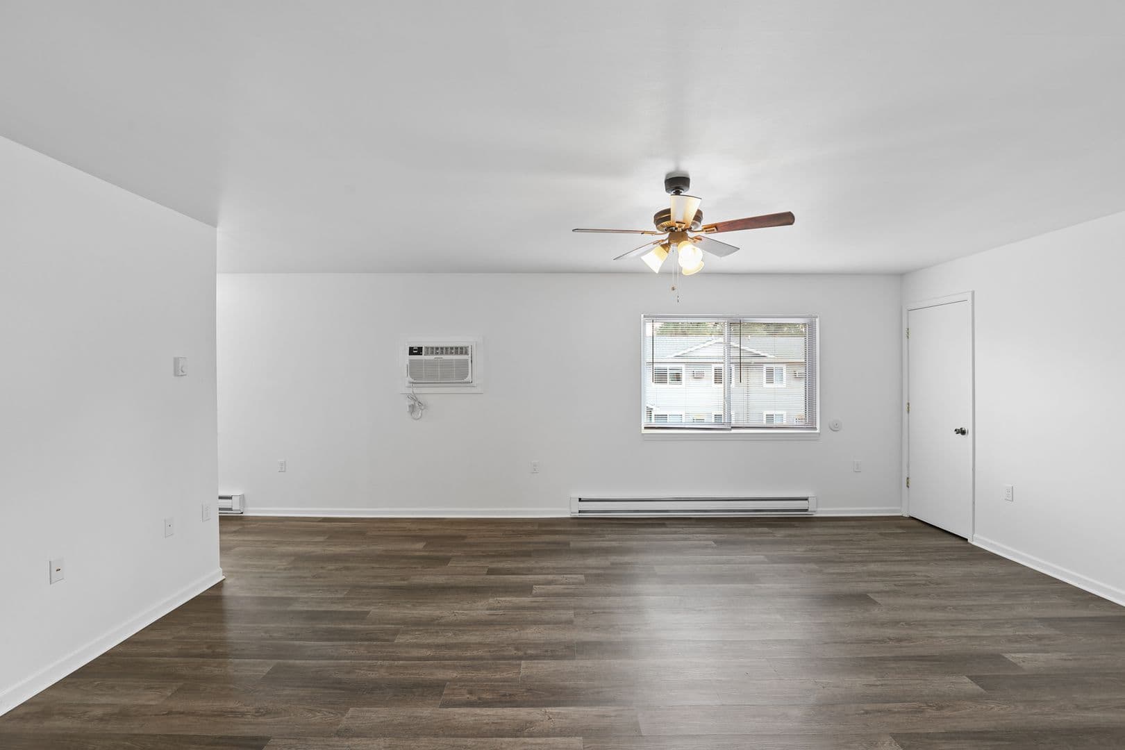 Clare Apartment: 235 Dwyer Avenue