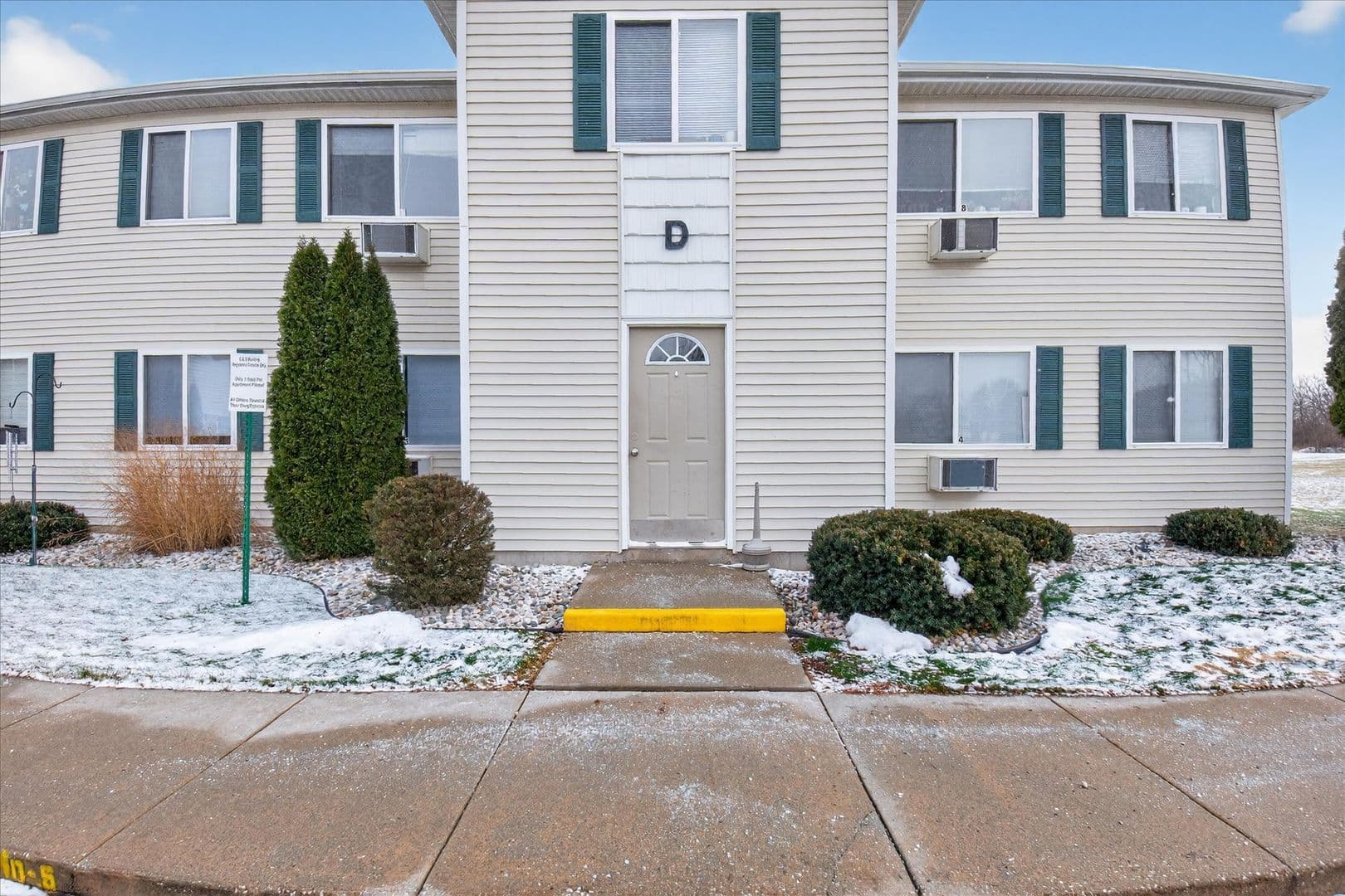 Shepherd Apartment: 127 S Union Street