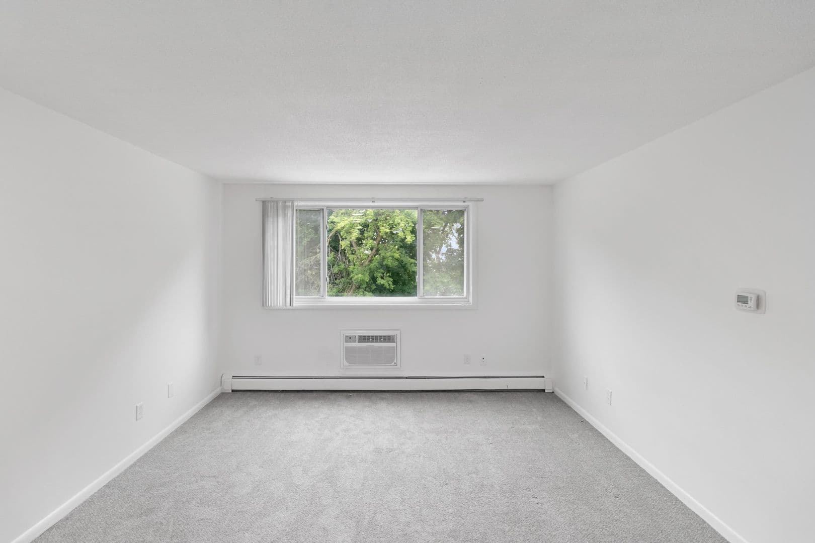 Kalamazoo Apartment: 105 N Kendall Ave