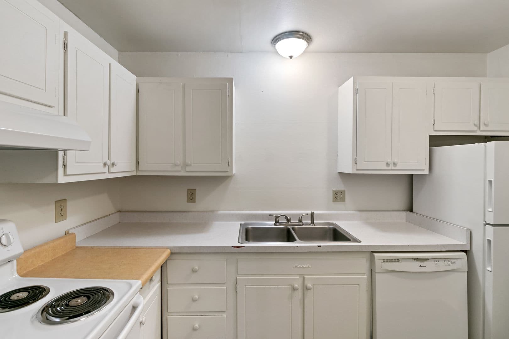 Hillsdale Apartment: 34 & 64 State St and 63 Marion St