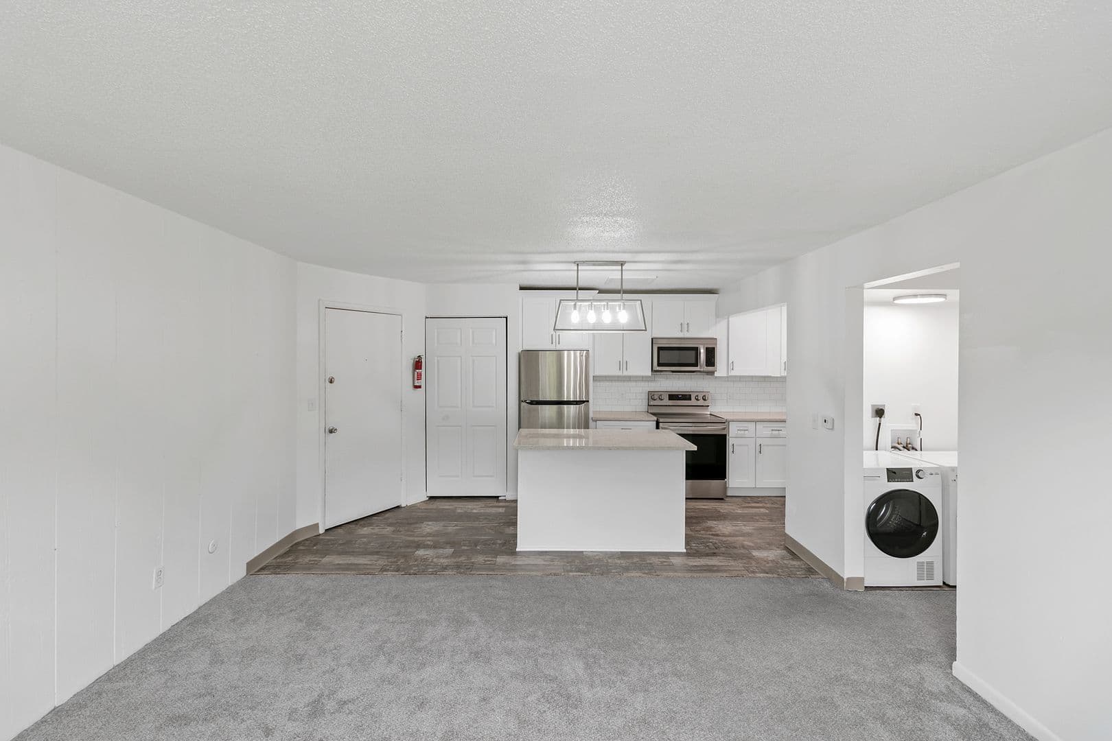 Kalamazoo Apartment: 105 N Kendall Ave