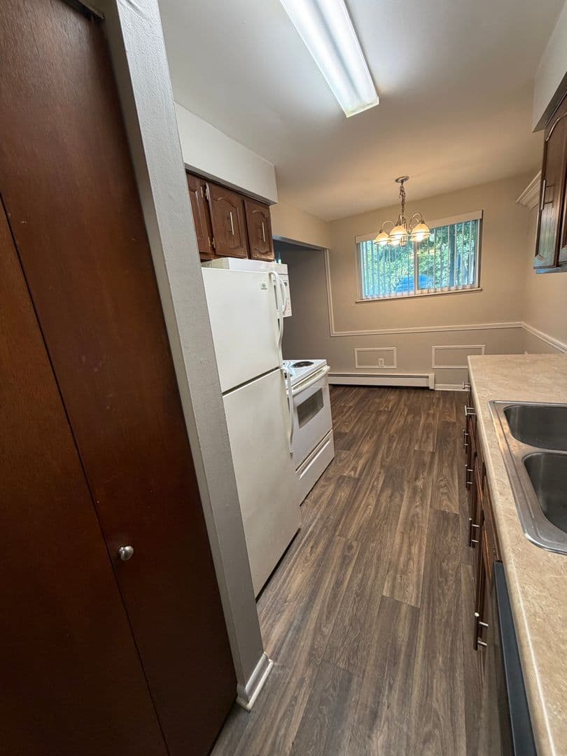 Battle Creek Apartment: 725 & 775 Wagner Drive