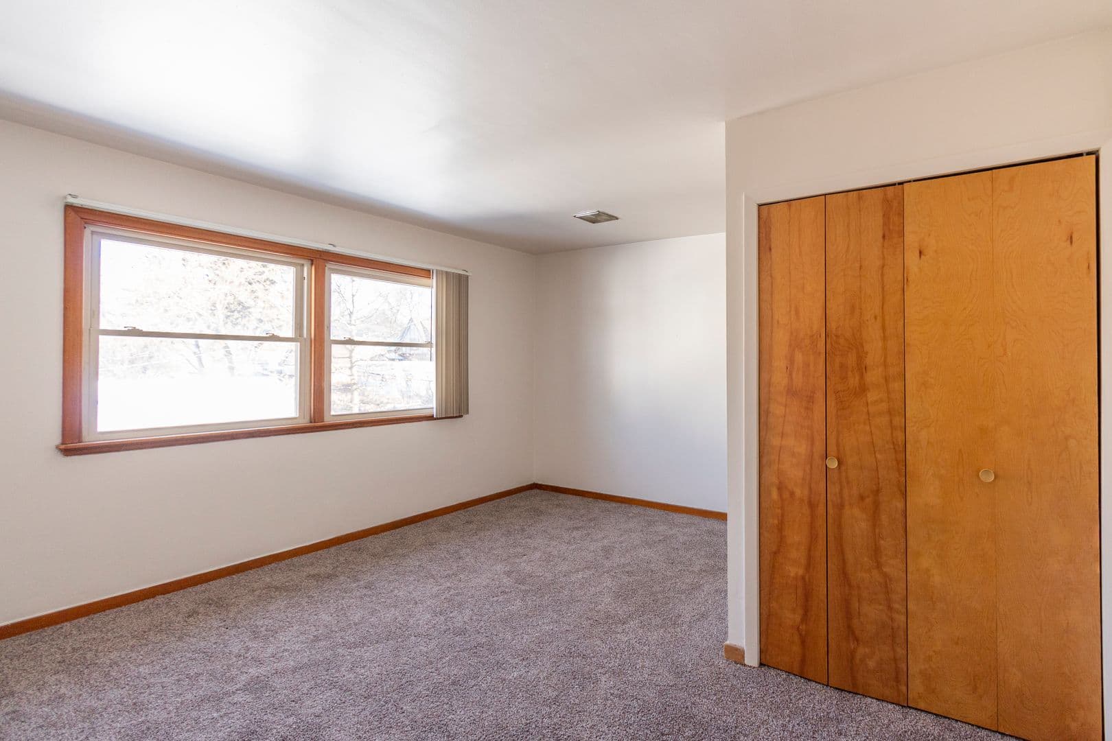East Lansing Apartment: 144, 212, 224 Highland Avenue