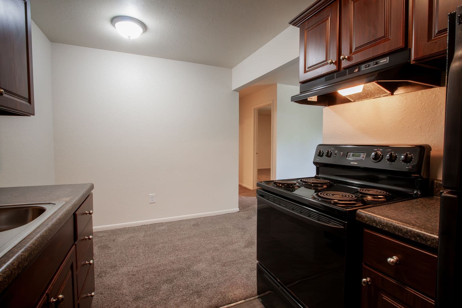 East Lansing Apartment: 2345 N. Harrison Road