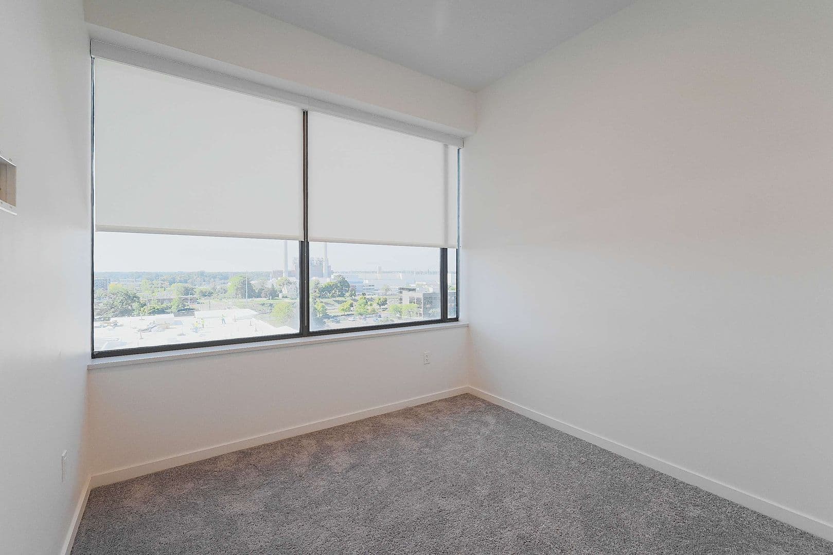 Lansing Apartment: 501 S  Capitol Avenue