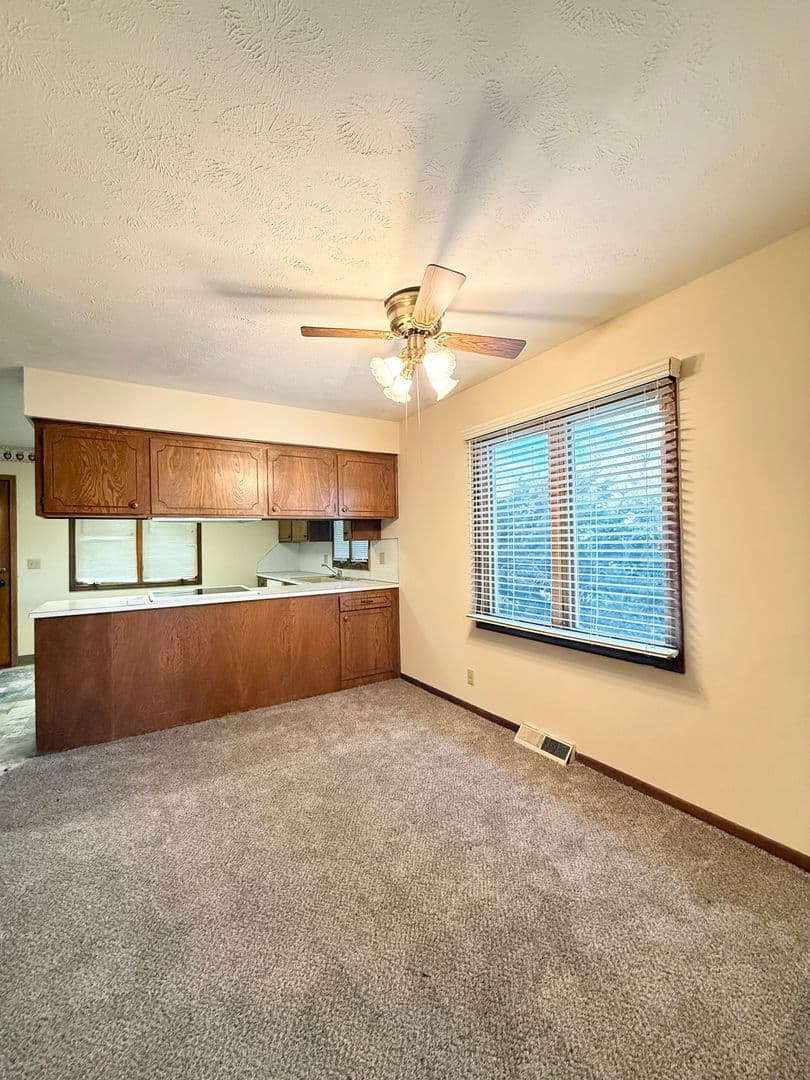 Omaha House: 2608 N 93rd St