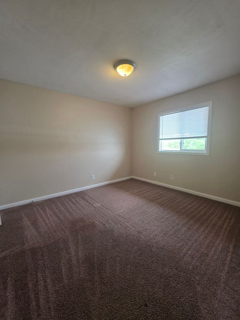 Omaha Apartment: 616 N 46th Street