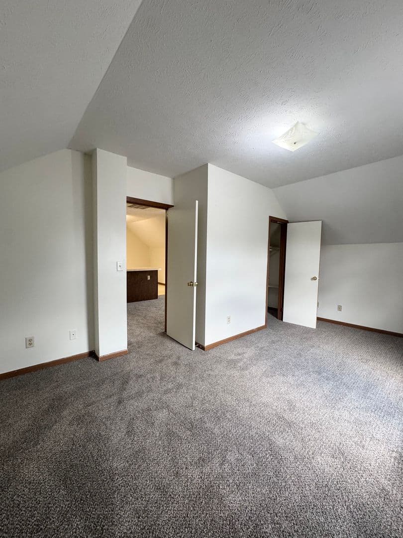 Omaha Apartment: 3628 S 24th Street