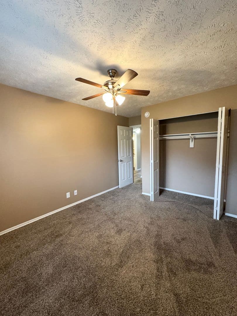 Omaha Apartment: 11706 Arbor Street