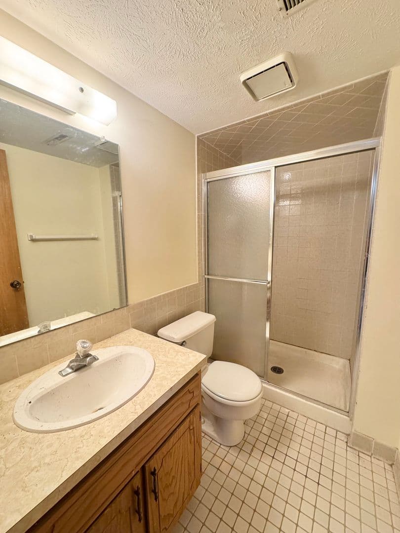 Omaha Apartment: 2675 N 93rd Street