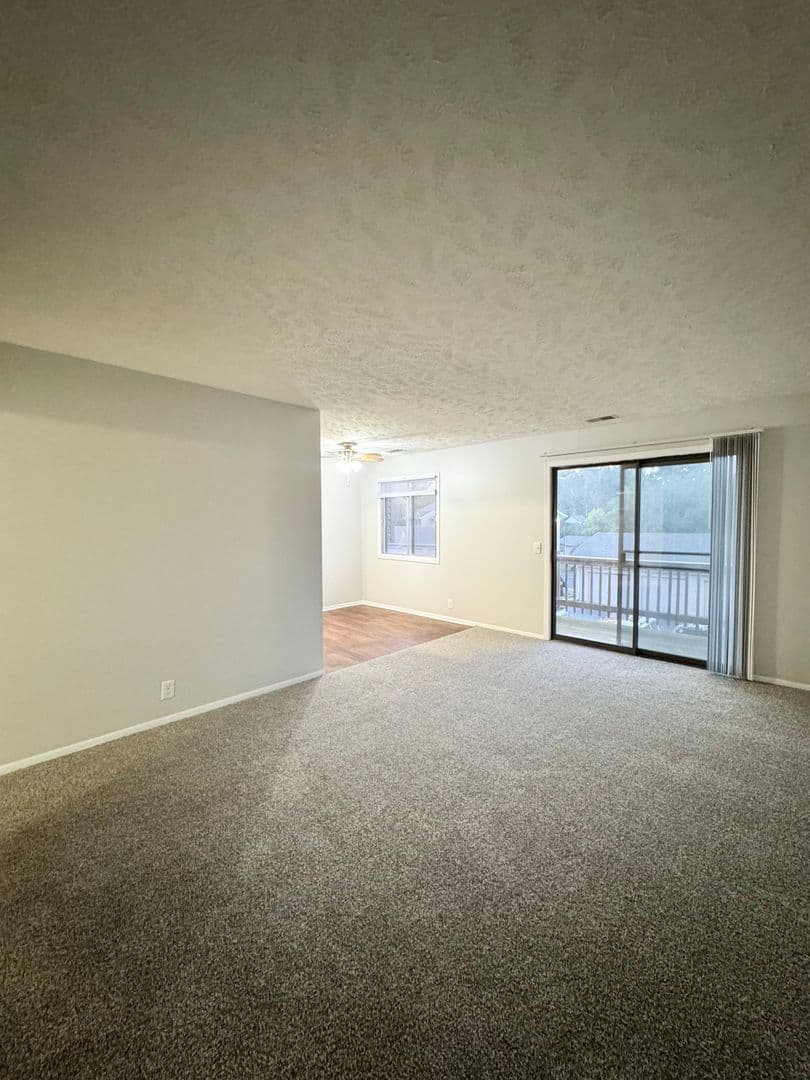 Omaha Apartment: 11706 Arbor Street