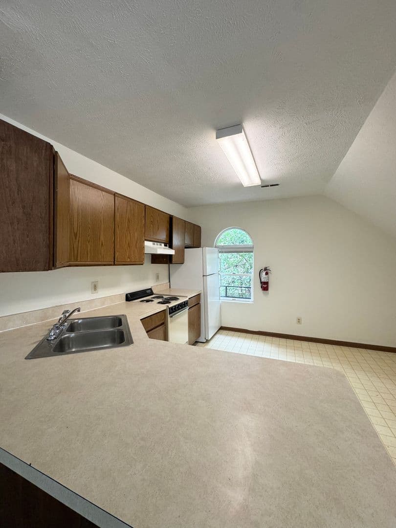 Omaha Apartment: 3628 S 24th Street
