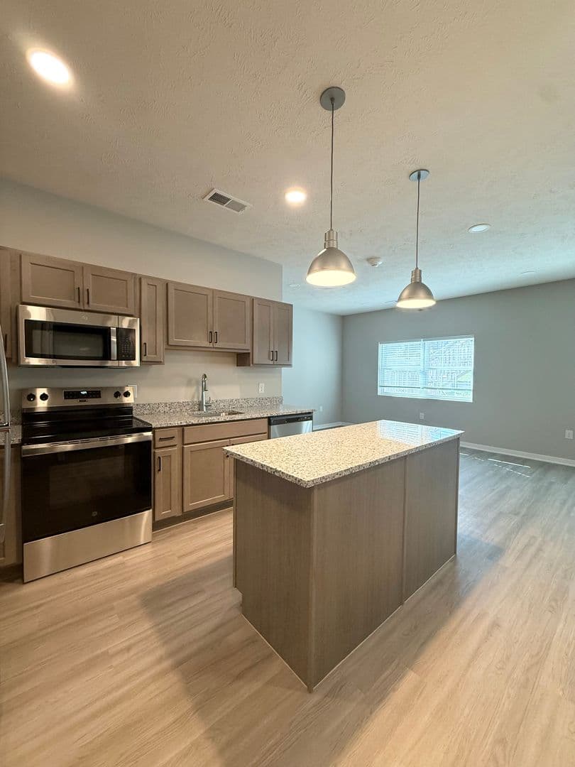 Omaha Apartment: 3513 Howard Street