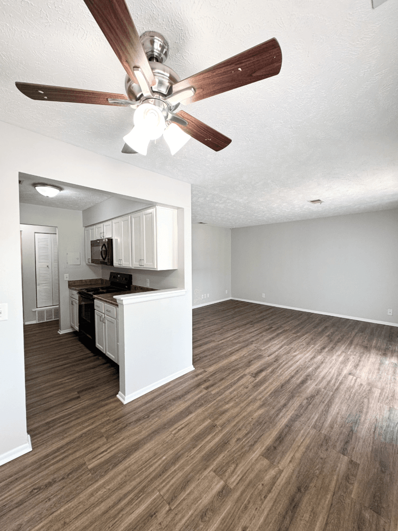 Omaha Apartment: 11706 Arbor Street